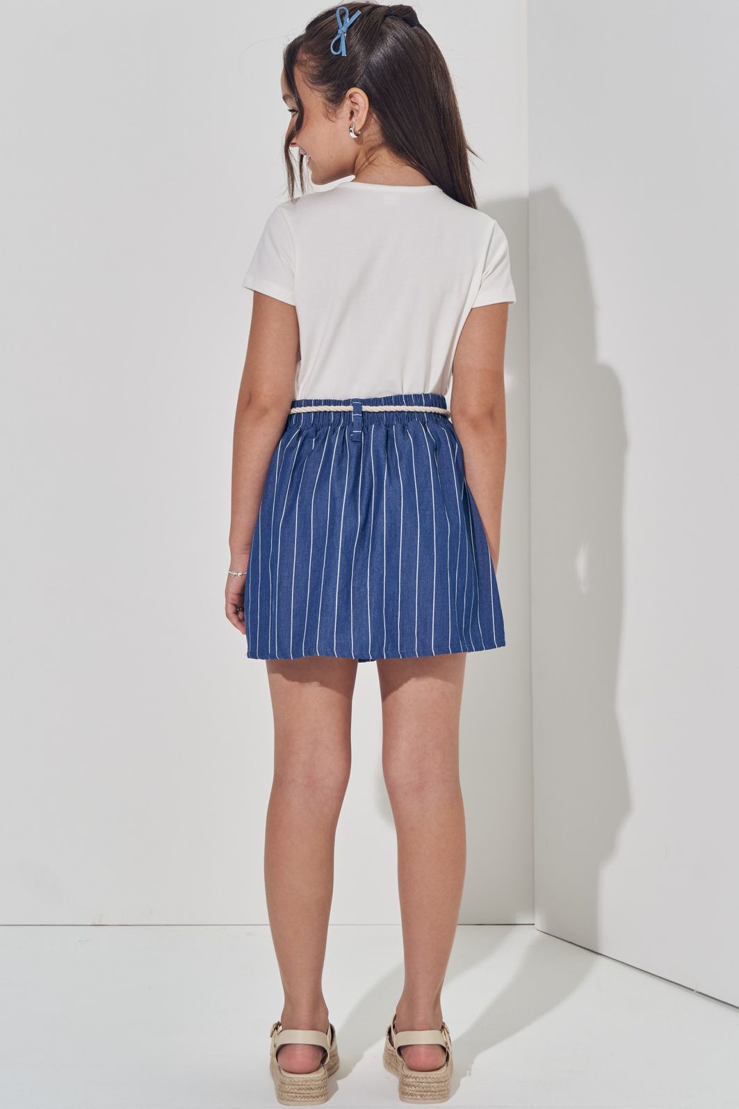 Conjunto de blusa em cotton e saia em denim listrado com shorts embutido 98201 Vic Teen Menina
