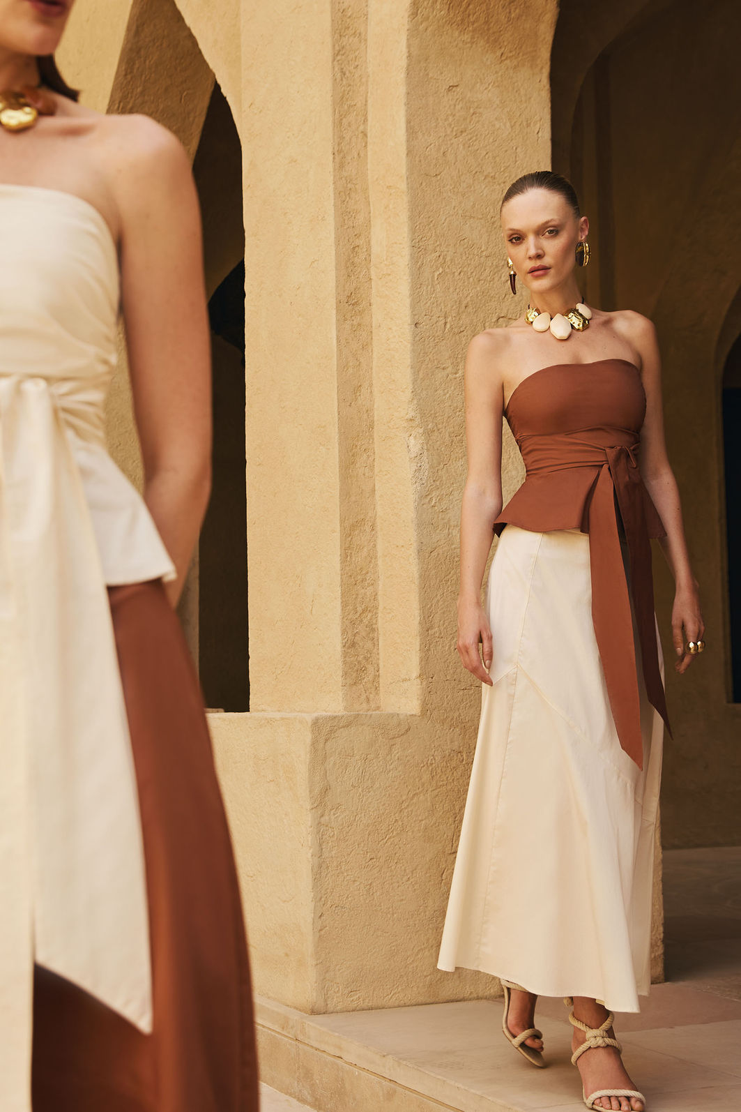 Saia maxi midi em tricoline premium com elastano. Acompanha shorts forro em malha 95629 Linzzi Saia maxi midi em tricoline premium com elastano. Acompanha shorts forro em malha 95629 Linzzi