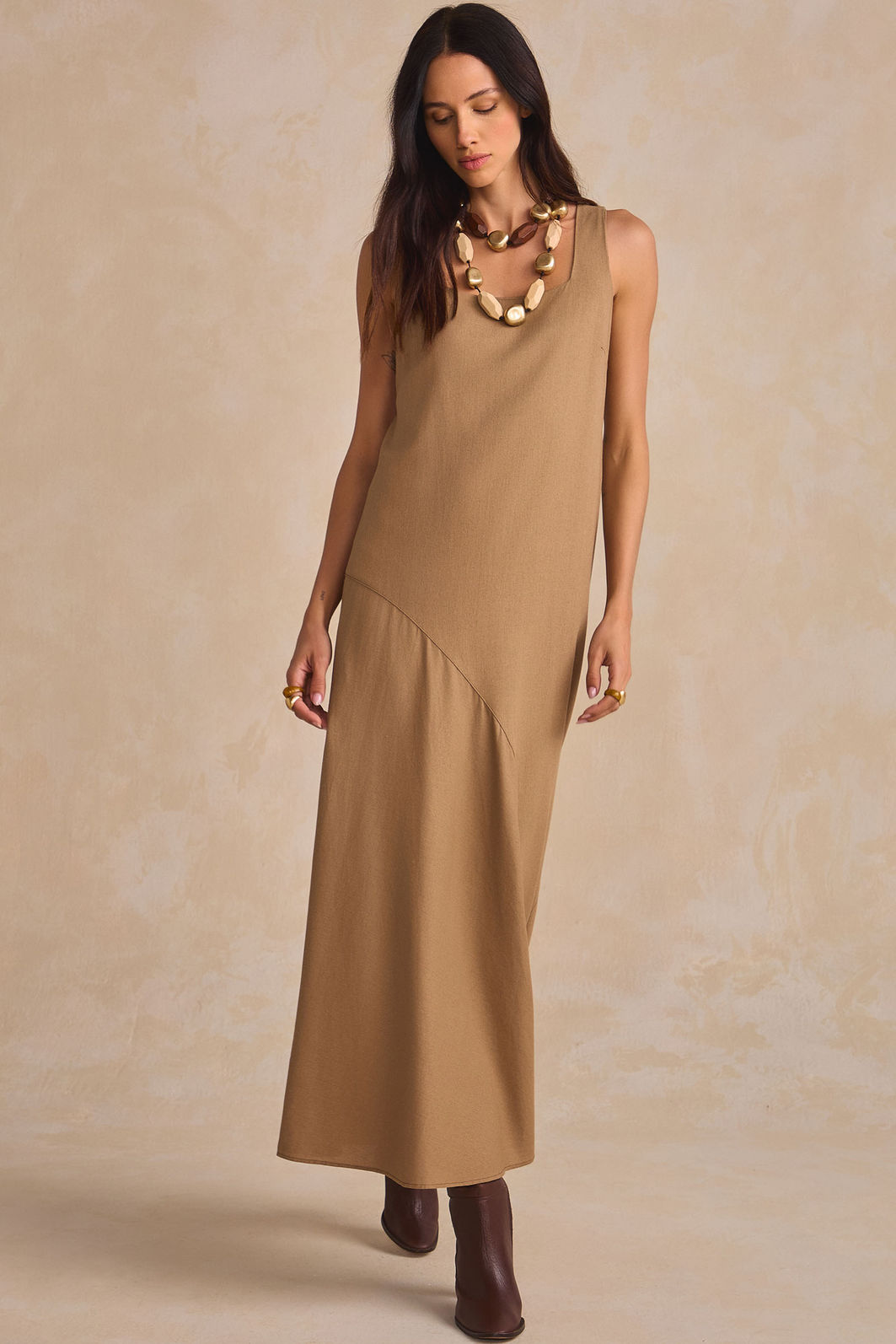 Vestido maxi midi em blend de linho 90587 Linzzi