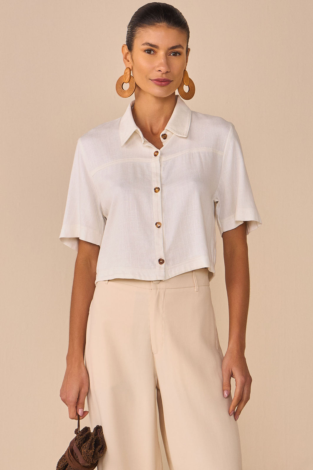 Camisa em blend de linho 98730 Linzzi Camisa em blend de linho 98730 Linzzi