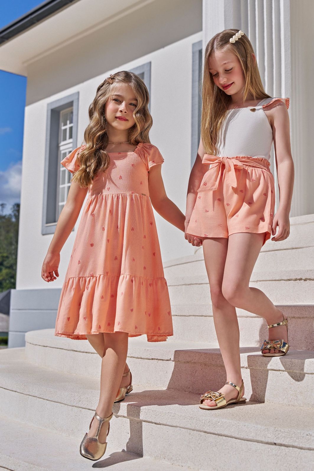 Conjunto de regata em canelado liz e shorts em linho bordado corações 96652 Infanti Infantil Menina Conjunto de regata em canelado liz e shorts em linho bordado corações 96652 Infanti Infantil Menina