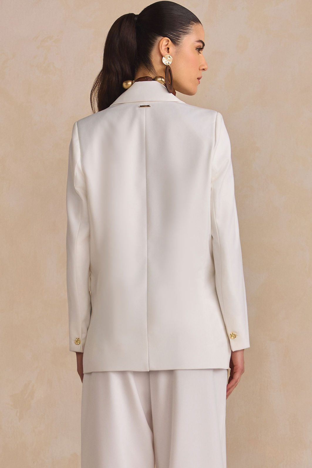 Blazer em tecido estilo alfaiataria 89921 Linzzi Blazer em tecido estilo alfaiataria 89921 Linzzi