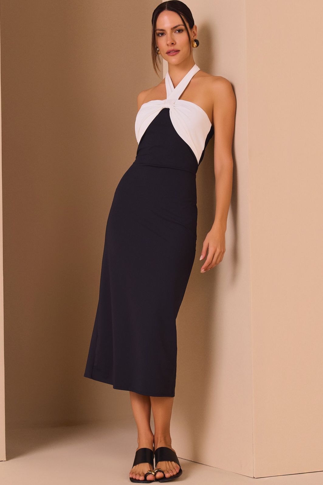 Vestido midi em malha poliamida delicaté 98935 Linzzi Vestido midi em malha poliamida delicaté 98935 Linzzi