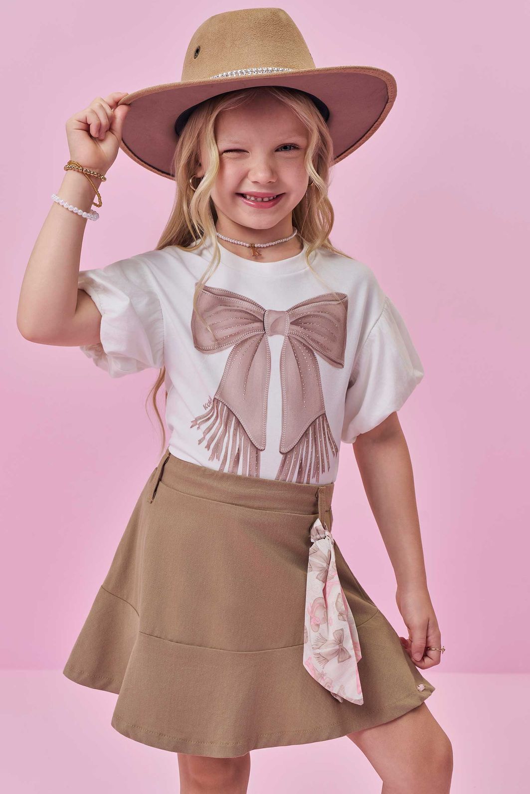 Conjunto de blusa em meia malha e saia em sarja com elastano (com shorts embutido) 99014 Kukiê Infantil Menina