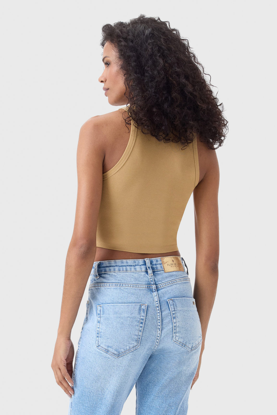 Blusa Cropped For de Lis Viscose Elastano Lisa Aplicação Escrita Bordado Bege Blusa Cropped For de Lis Viscose Elastano Lisa Aplicação Escrita Bordado Bege