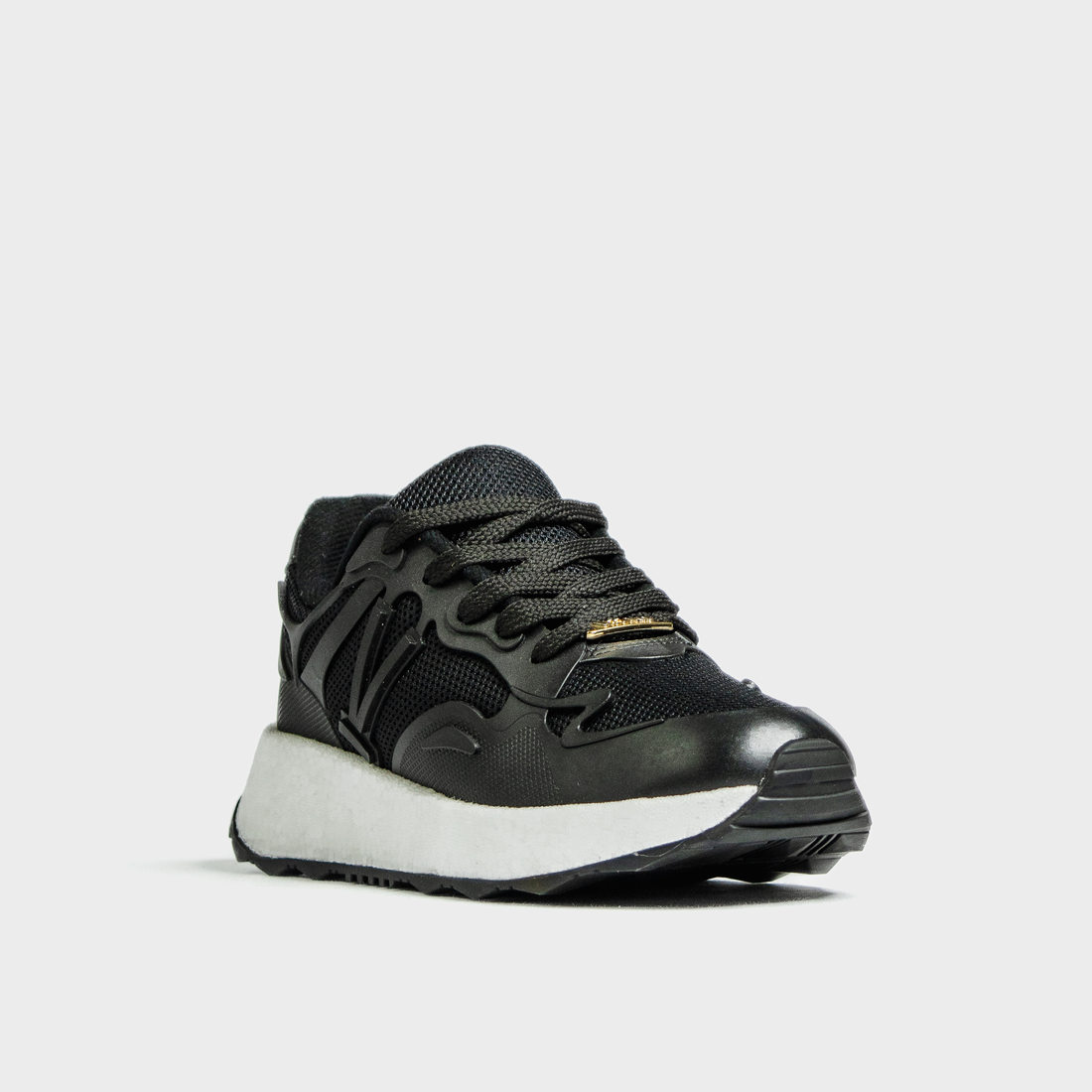 Tênis Jogger Vizzano Nylon Lateral Logo Solado Tratorado Preto
