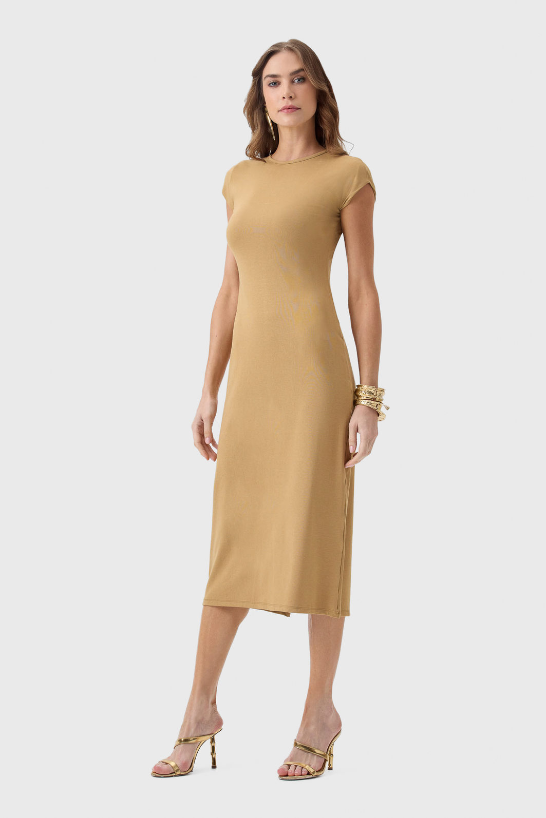 Vestido Midi Flor de Lis Viscose Elastano Manga Curta Liso Posterior Fenda Bege