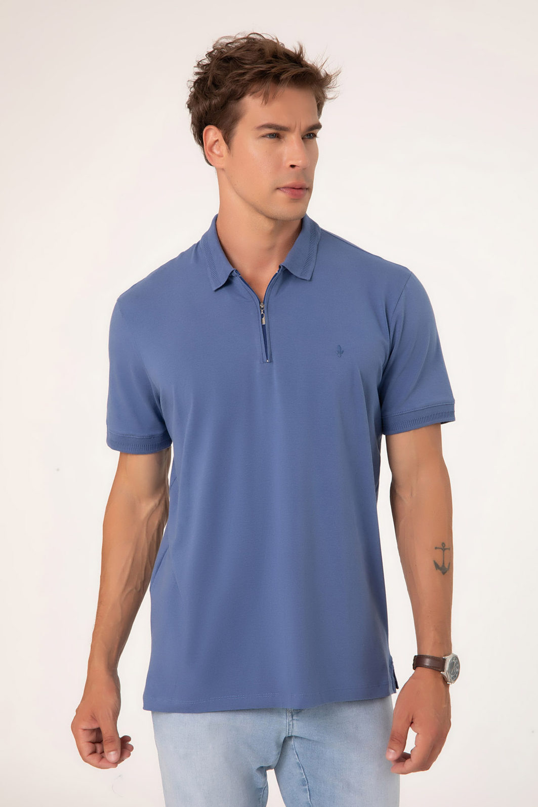 Camisa Polo Dlz Algodão Elastano Stretch Gola Colarinho Detalhe Zíper Ribana Trabalhada Manga Curta Camisa Polo Dlz Algodão Elastano Stretch Gola Colarinho Detalhe Zíper Ribana Trabalhada Manga Curta