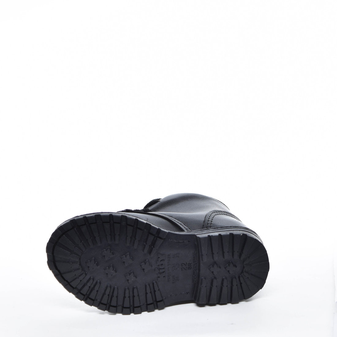 Bota Coturno Kidy Anatômica Lisa com Recortes Solado Tratorado Salto Rasteiro Preto Bota Coturno Kidy Anatômica Lisa com Recortes Solado Tratorado Salto Rasteiro Preto