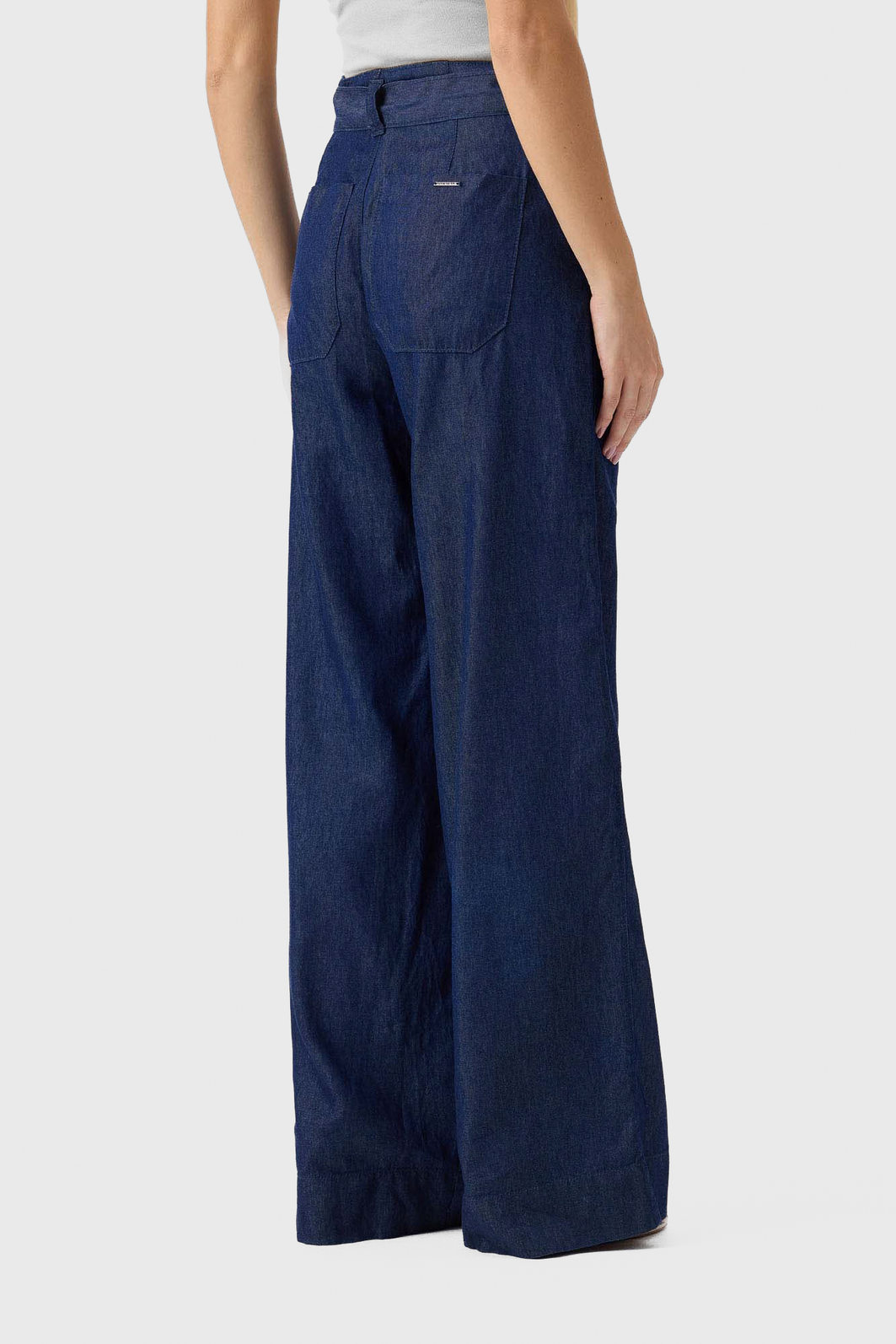 Calça Flor de Lis Wide Leg Algodão Liocel Clochard Bolso Faca Acompanha Cinto Azul Escuro