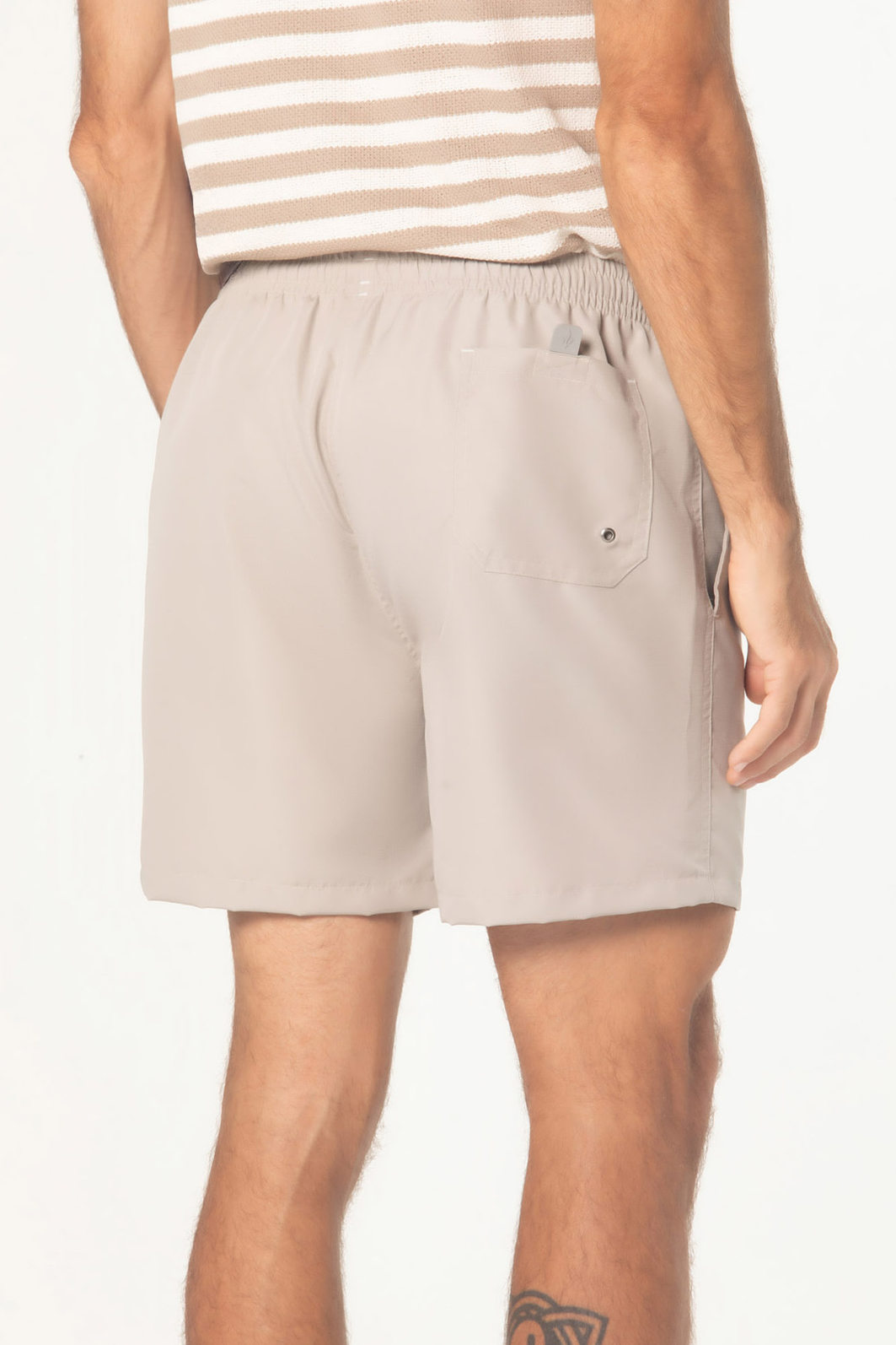 Short Banho Dlz Poliéster  Cós Elástico com Amarração Liso Aplicação Logo Bolso Embutido Palha