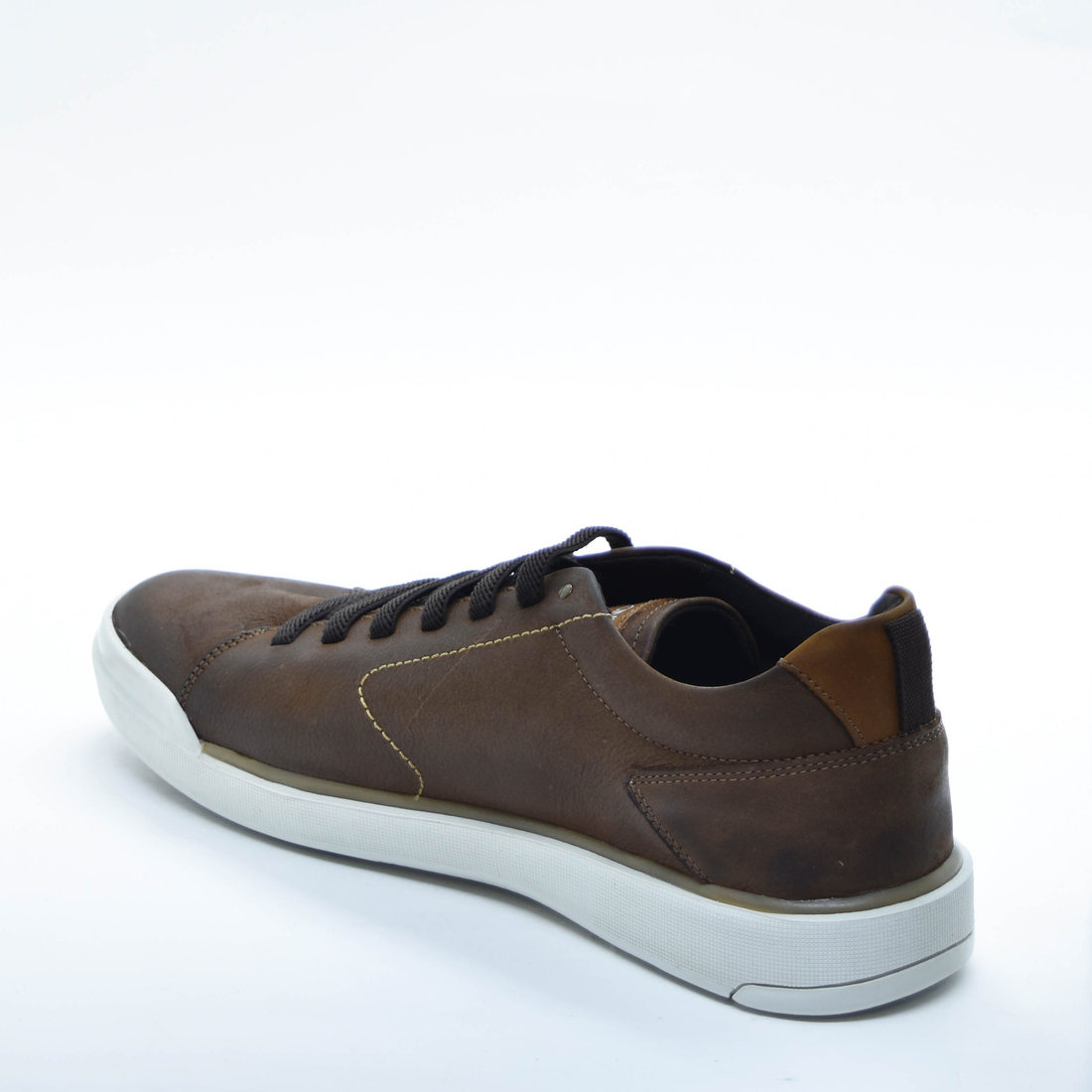 Sapatênis Ferracini 24h Couro Cadarço Elástico Manchado Lateral Microperfuros Solado Emborrachado Ma Sapatênis Ferracini 24h Couro Cadarço Elástico Manchado Lateral Microperfuros Solado Emborrachado Ma