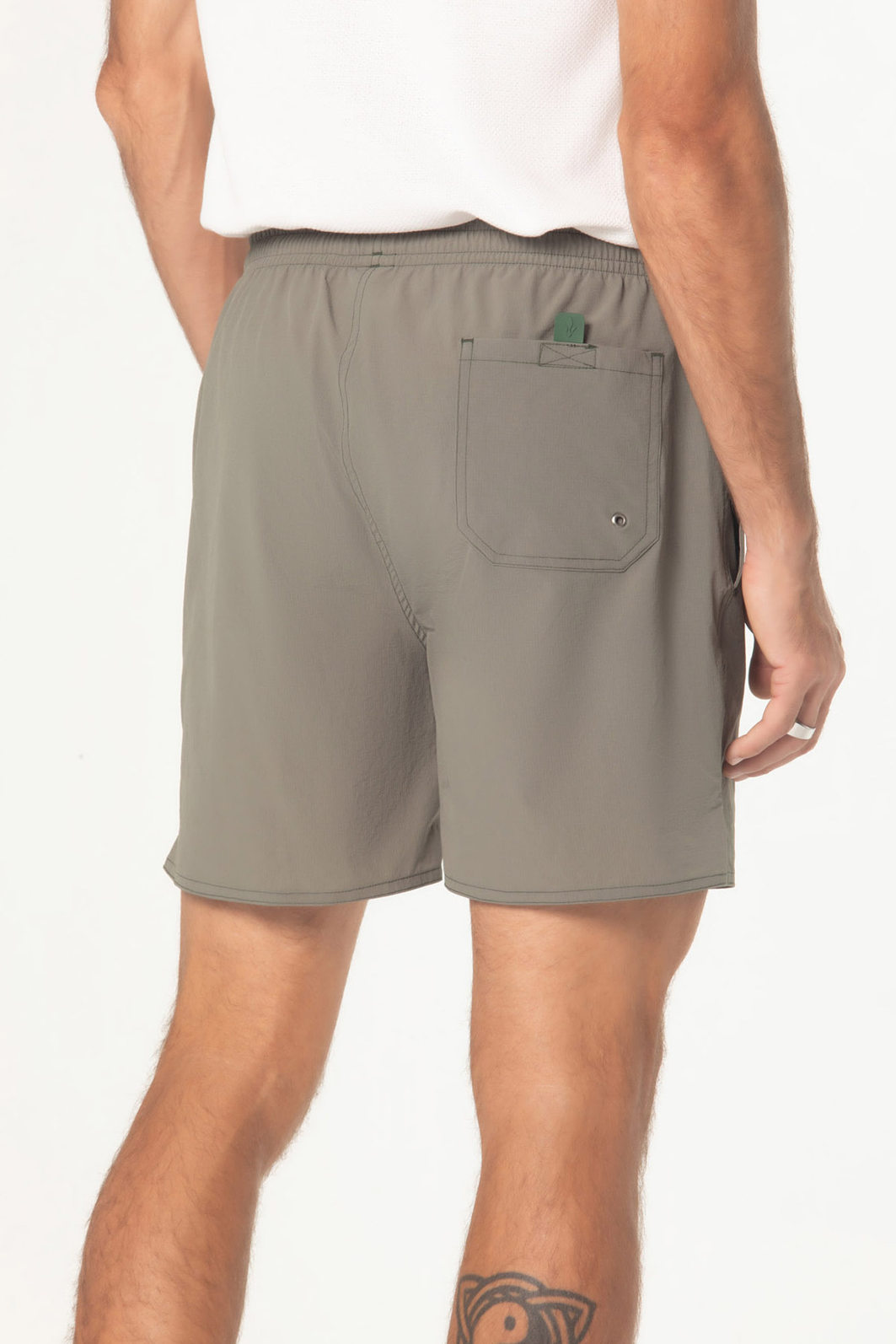 Short Banho Dlz Poliamida Elastano Cós Elástico com Amarração Liso Aplicação Logo Bolso Embutido Ver