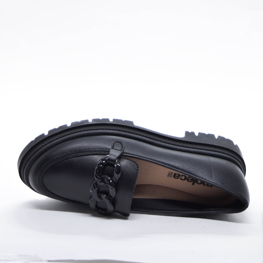 Sapato Mocassim Moleca Detalhe Corrente Salto Rasteira Solado Tratorado Preto Sapato Mocassim Moleca Detalhe Corrente Salto Rasteira Solado Tratorado Preto