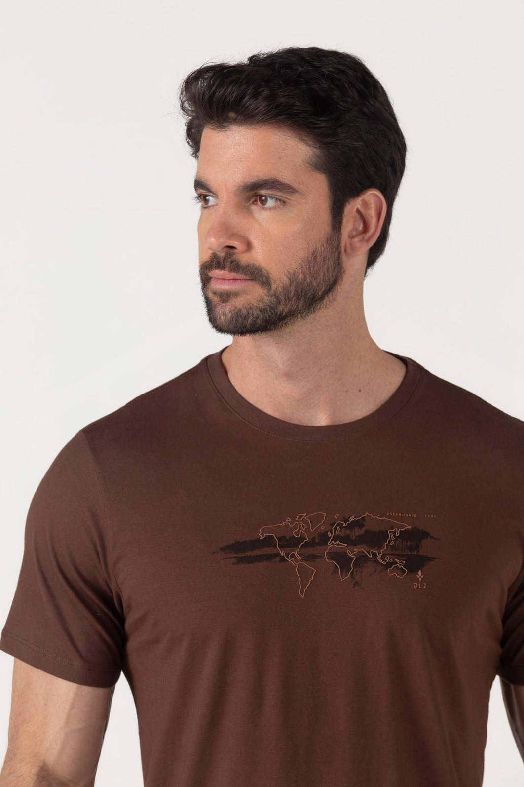 Camiseta Dlz Algodão Manga Curta Estampa Mapa Emborrachado Marrom