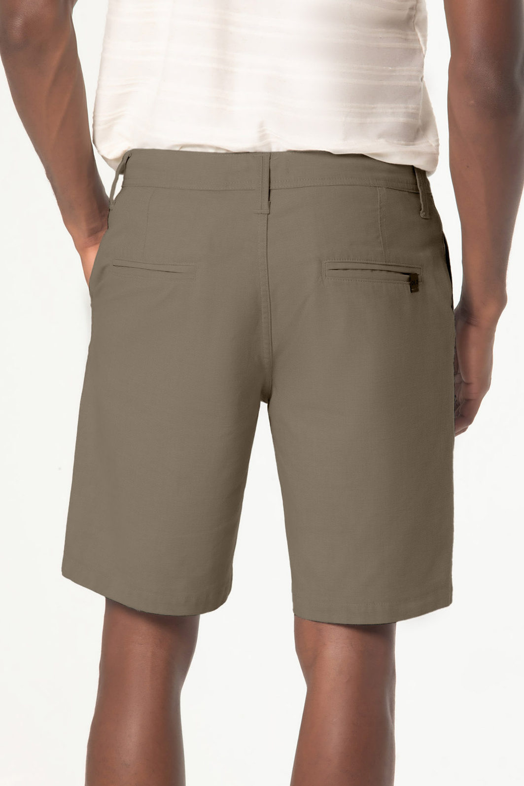 Bermuda Dlz Chino Algodão Lisa Aplicação Bordado Logo Bolso Faca Marrom Taupe