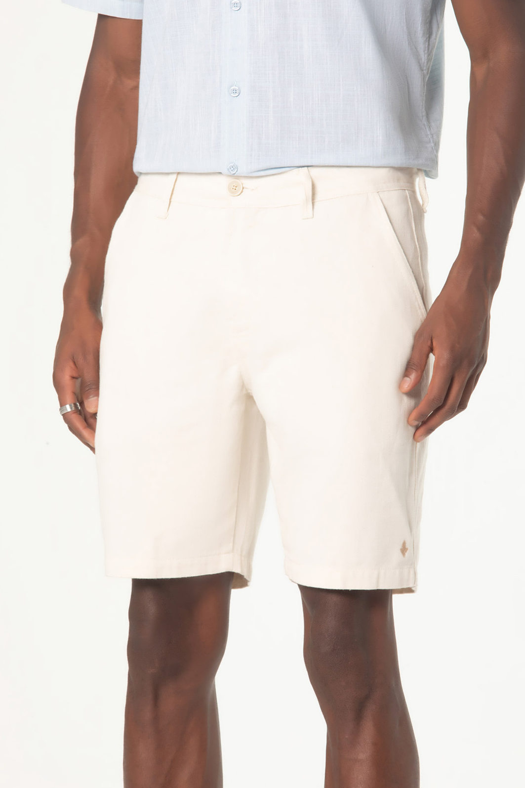 Bermuda Dlz AVL Chino Aplicação Bordado Logo Bolso Faca Off White