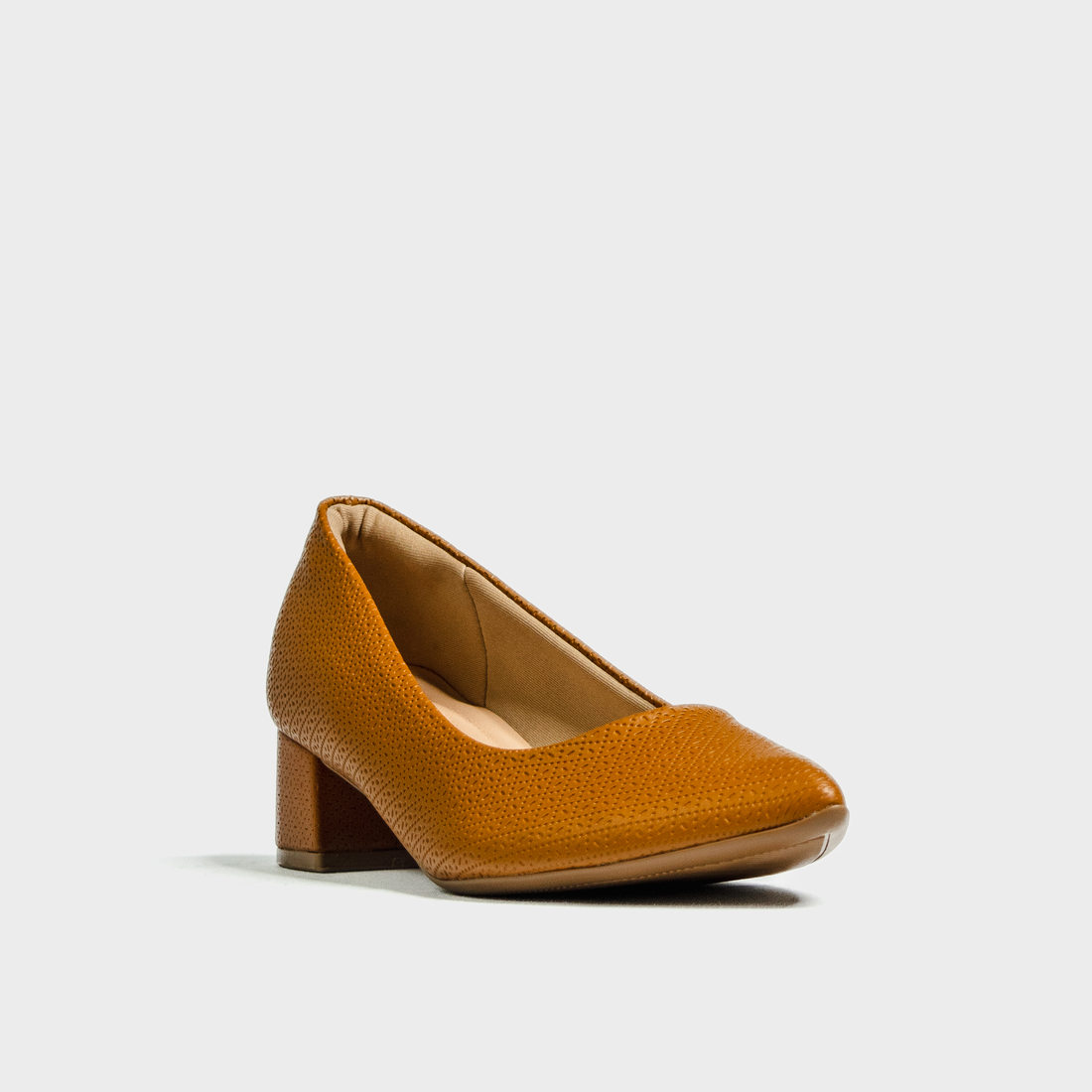 Sapato Scarpin Piccadilly Bico Fino Napa Trabalhada Salto Grosso Baixo Caramelo Sapato Scarpin Piccadilly Bico Fino Napa Trabalhada Salto Grosso Baixo Caramelo