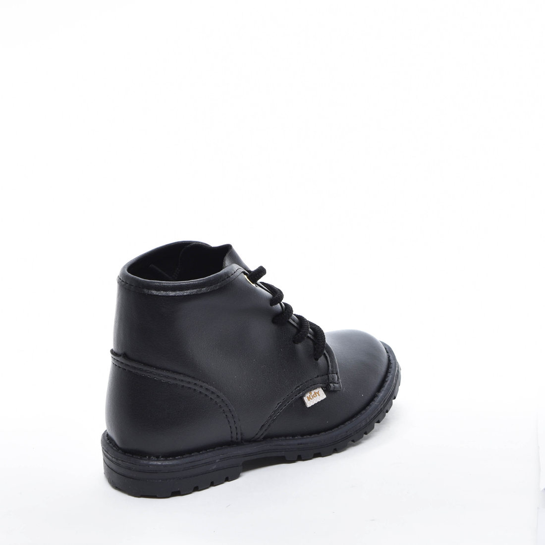 Bota Coturno Kidy Anatômica Lisa com Recortes Solado Tratorado Salto Rasteiro Preto Bota Coturno Kidy Anatômica Lisa com Recortes Solado Tratorado Salto Rasteiro Preto