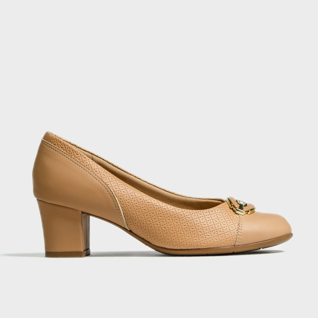 Sapato Piccadilly Joanete Bico Redondo Aplicação Metal com Recortes Trabalhado Salto Grosso Baixo Be Sapato Piccadilly Joanete Bico Redondo Aplicação Metal com Recortes Trabalhado Salto Grosso Baixo Be