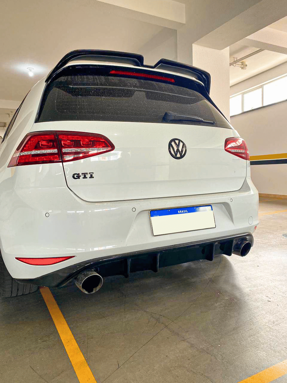 Difusor Traseiro Golf Gti/Tsi Mk7 Difusor Traseiro Golf Gti/Tsi Mk7