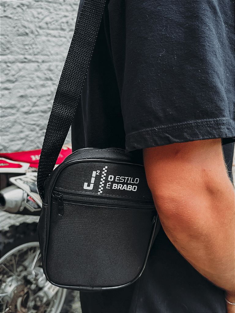Shoulder Bag O Estilo é Brabo J2 - Preto Shoulder Bag O Estilo é Brabo J2 - Preto