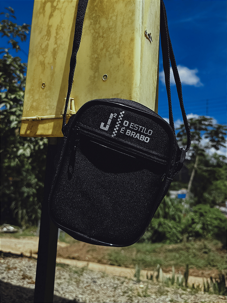 Shoulder Bag O Estilo é Brabo J2 - Preto Shoulder Bag O Estilo é Brabo J2 - Preto