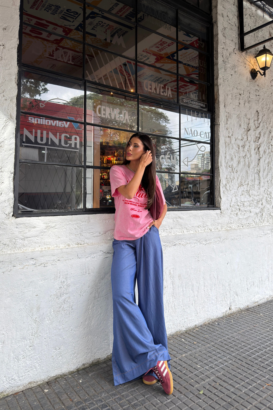 T-SHIRT ESTONADA LOVERS CLUB (COM FLOCADO) PINK HOT MARMORIZADO