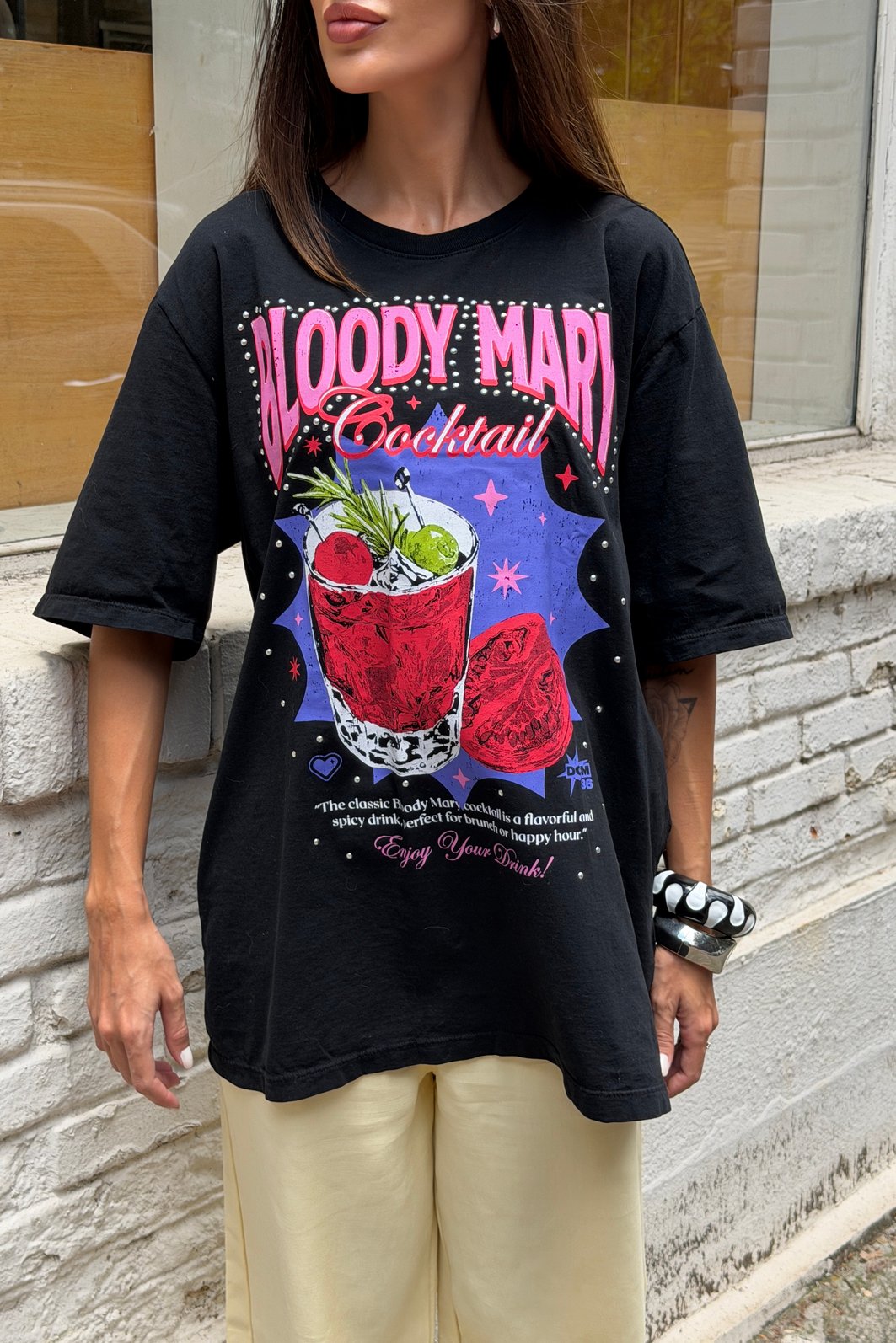 T-SHIRT OVERSIZED BLOODY MARY COCKTAIL (COM METAIS) PRETA