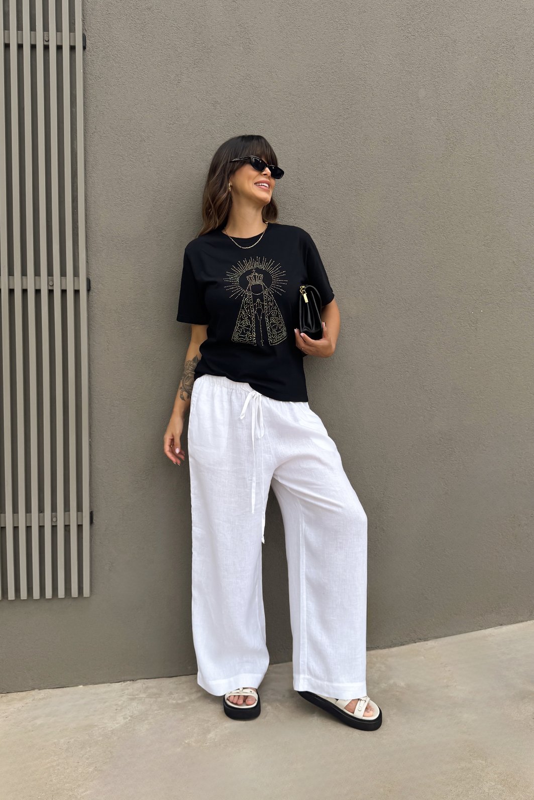 T-SHIRT ESTONADA NOSSA SENHORA APARECIDA PRETA