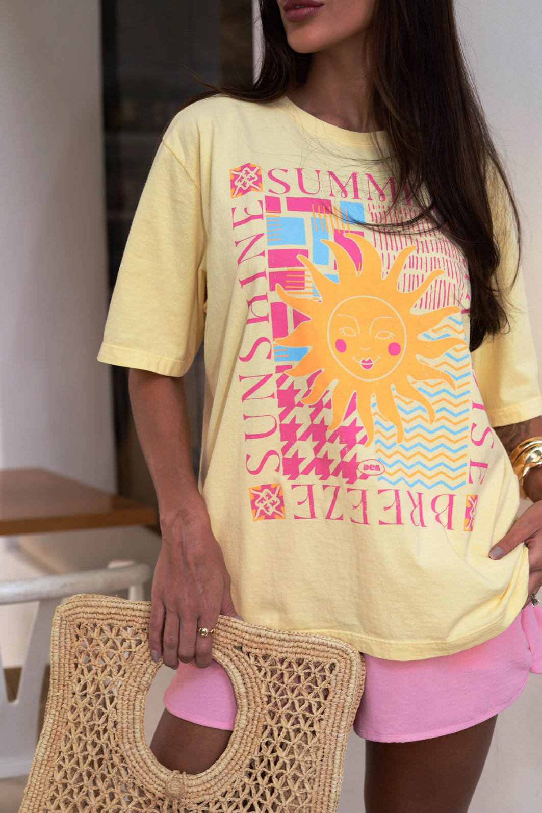 T-SHIRT OVERSIZED SUMMER BREEZE AMARELO MANTEIGA