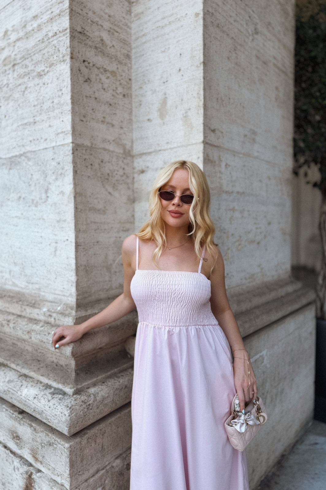 VESTIDO MIDI COM FORRO E BUSTO EM LASTEX PANDORA ROSA CLARO