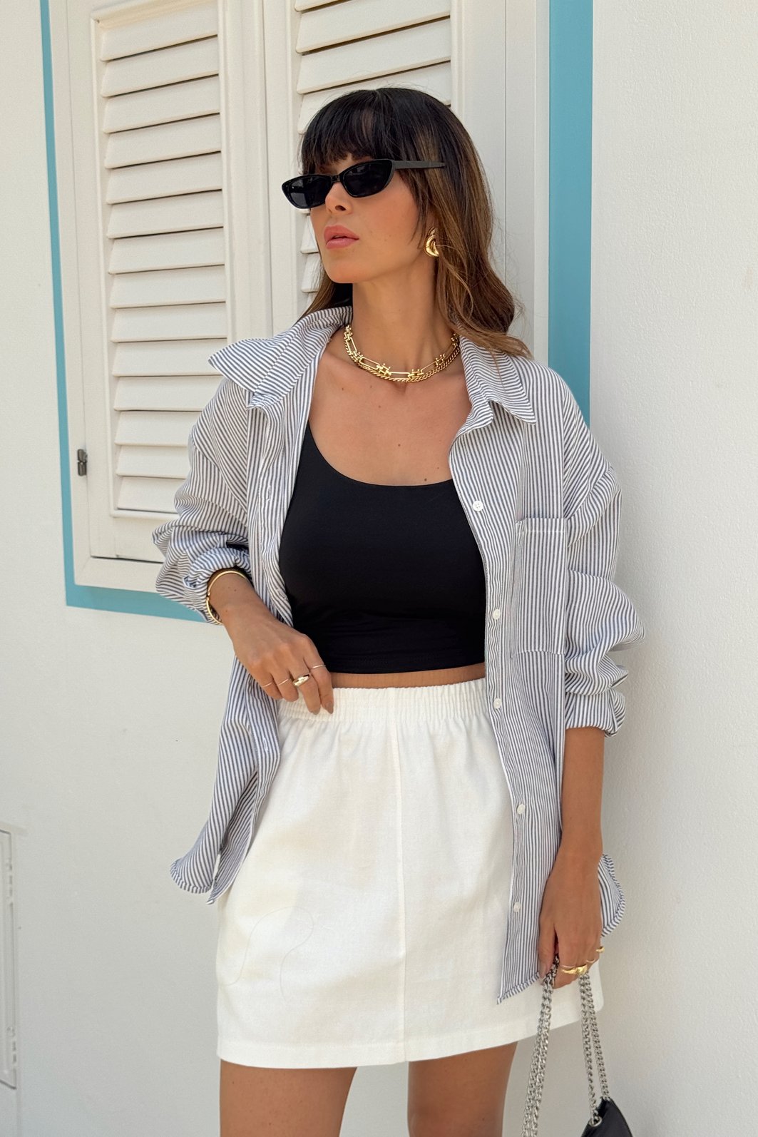 CAMISA BOTÕES LISTRAS OVER THAIS PRETA