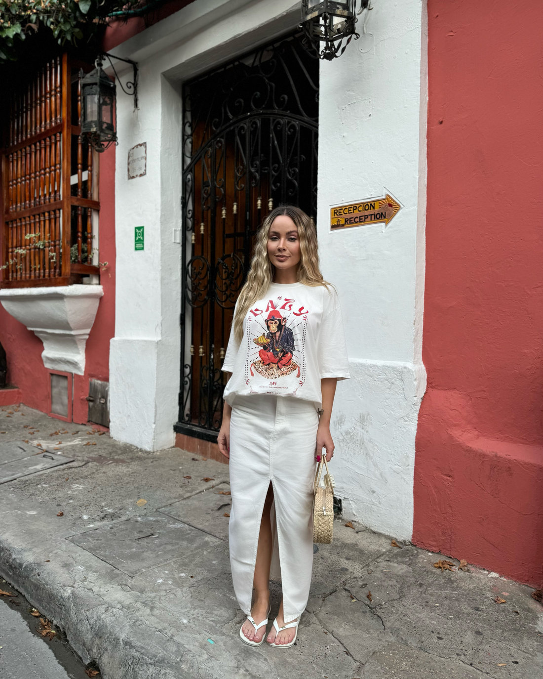 T-SHIRT OVERSIZED DM MONKEY OFF WHITE