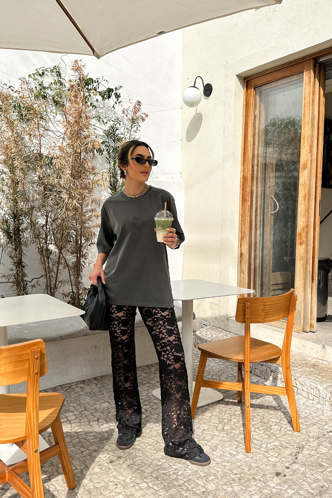 T-SHIRT OVERSIZED FEEL THE BEAT (COM GLITTER) CHUMBO