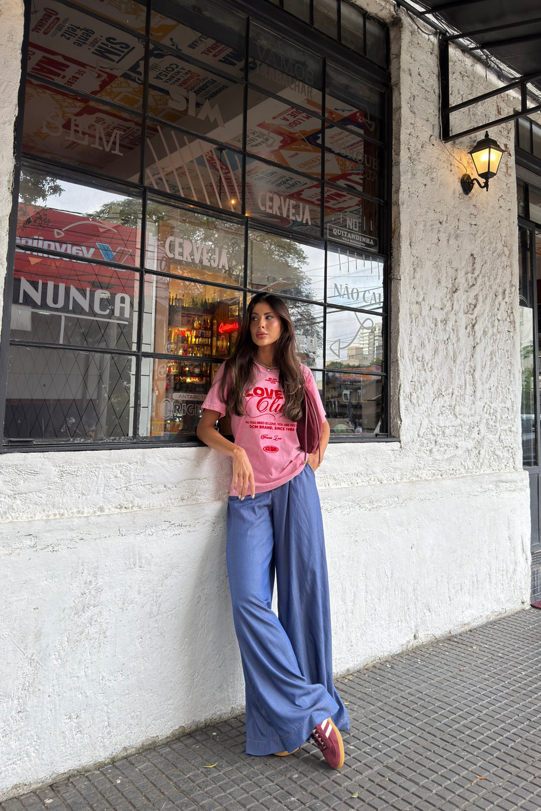 T-SHIRT ESTONADA LOVERS CLUB (COM FLOCADO) PINK HOT MARMORIZADO