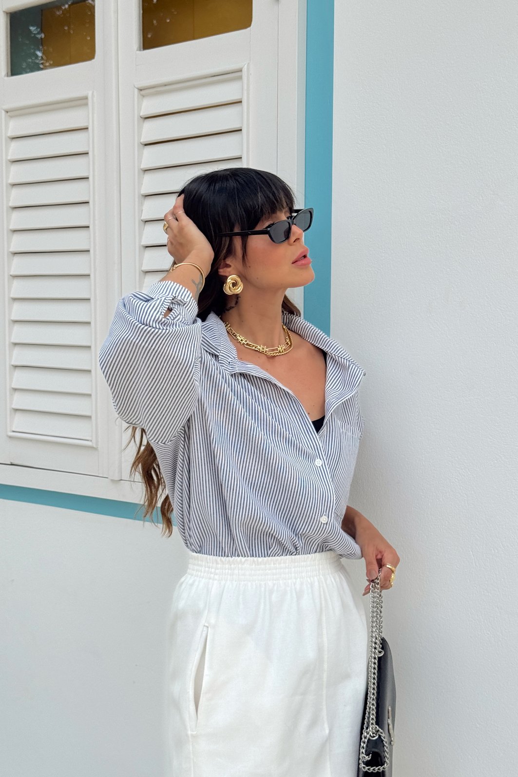 CAMISA BOTÕES LISTRAS OVER THAIS PRETA