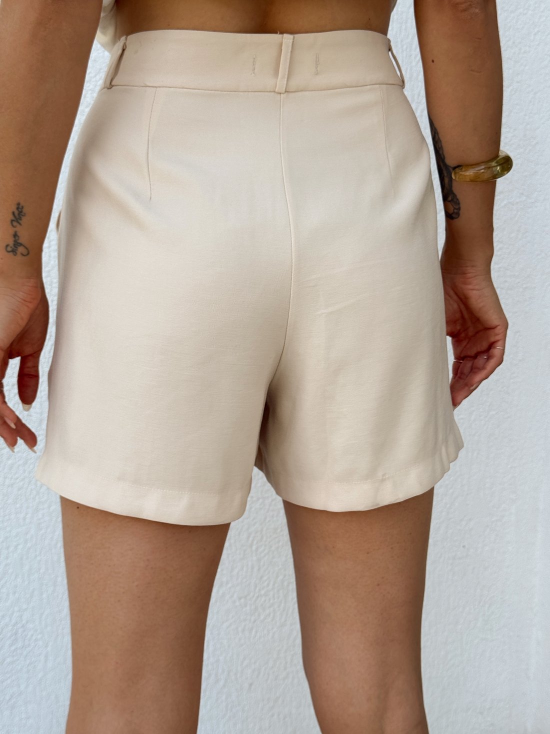 SHORTS ALFAIATARIA BARCELONA AREIA