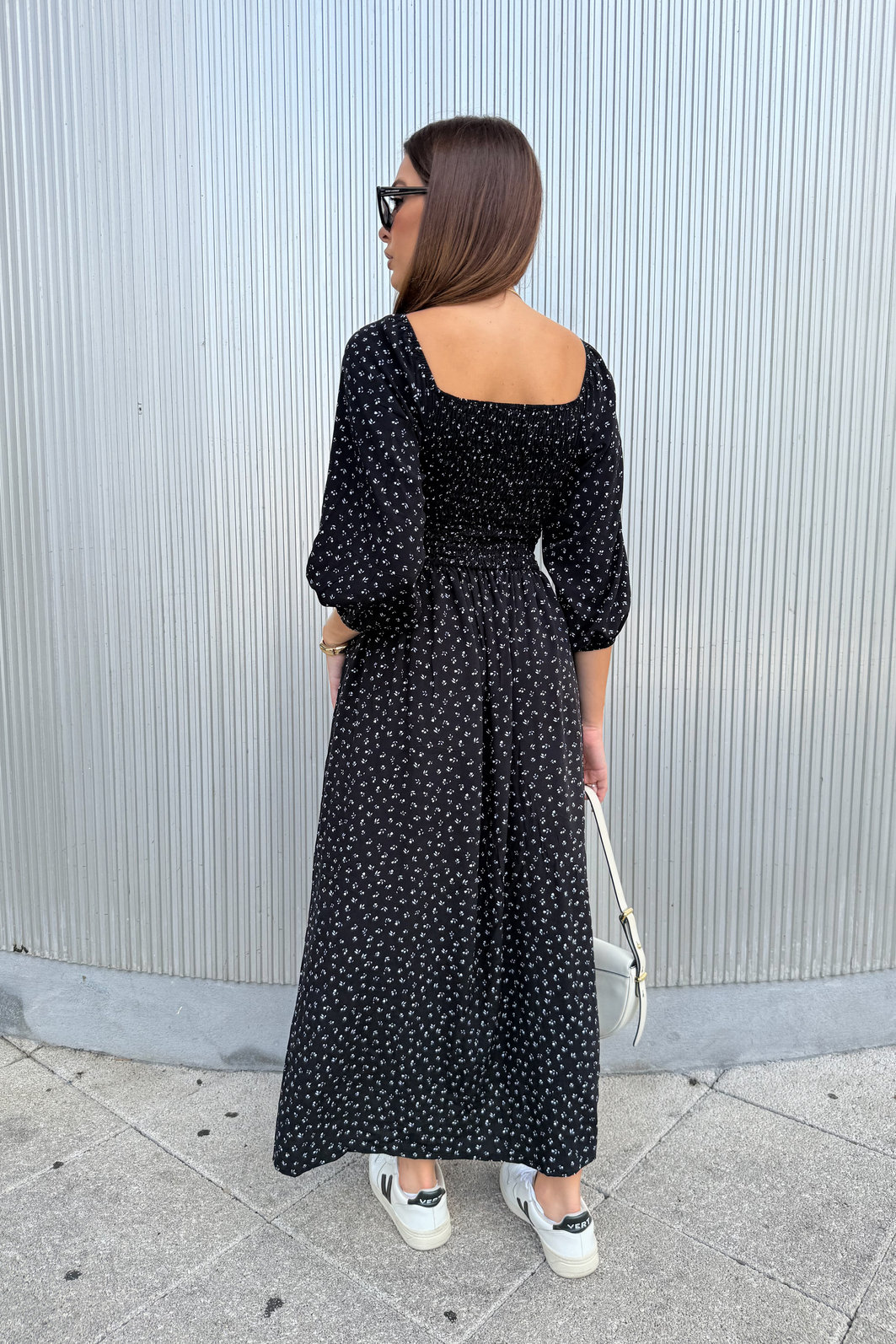 VESTIDO MIDI BARBARA FLORAL PRETO