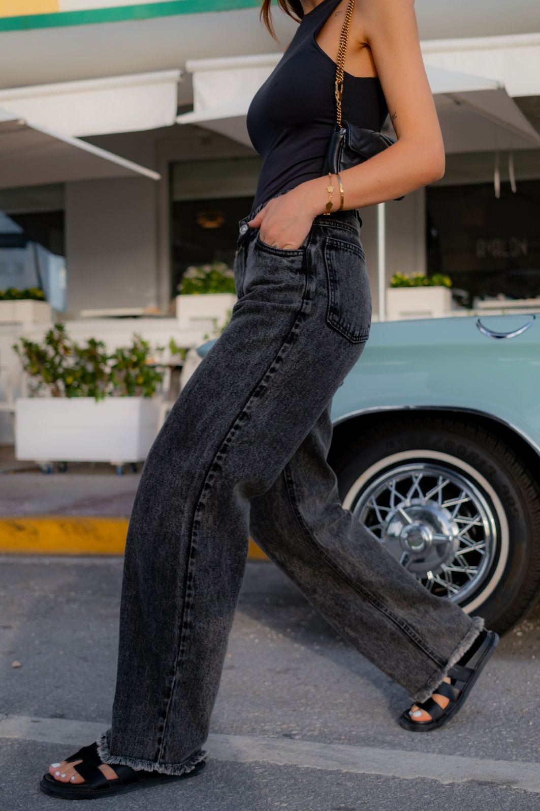 CALÇA JEANS LEONA PRETA MARMORIZADA