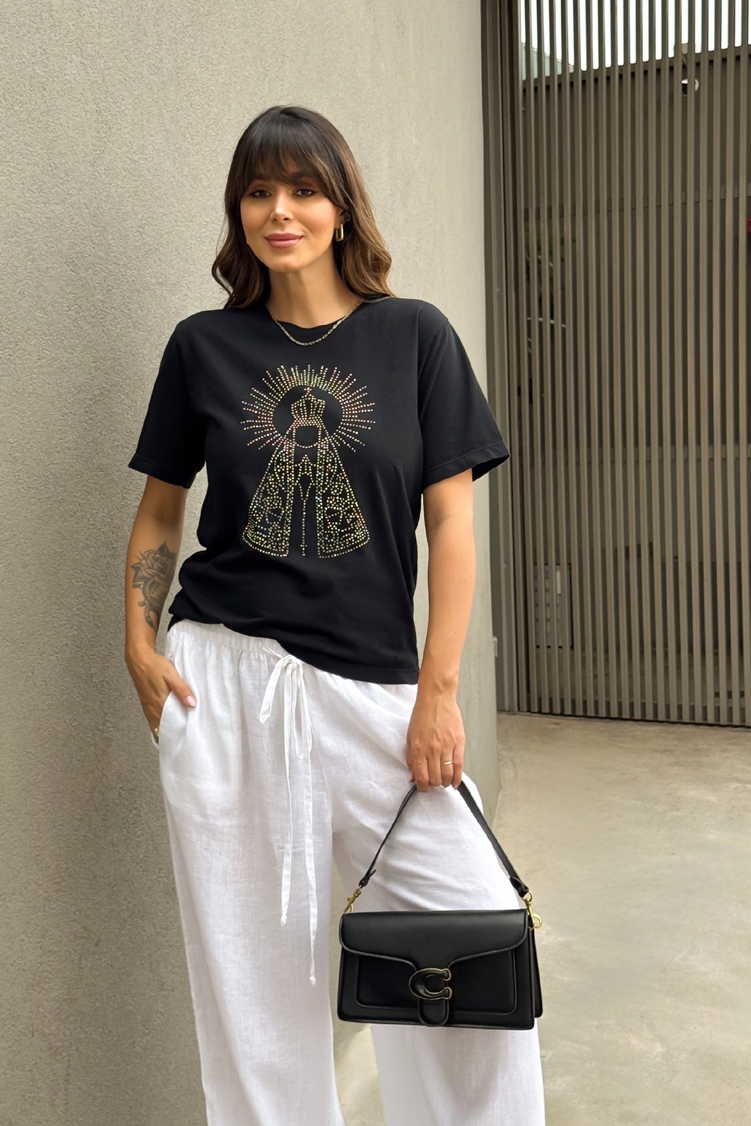 T-SHIRT ESTONADA NOSSA SENHORA APARECIDA PRETA