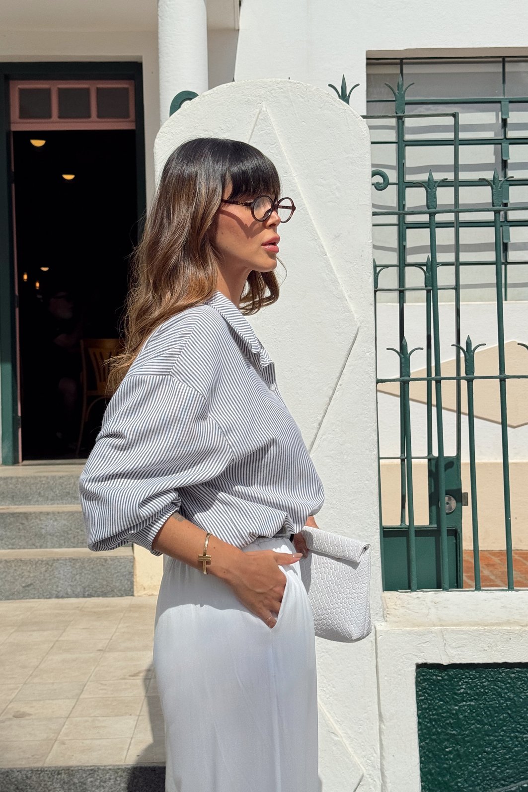 CAMISA BOTÕES LISTRAS OVER THAIS PRETA