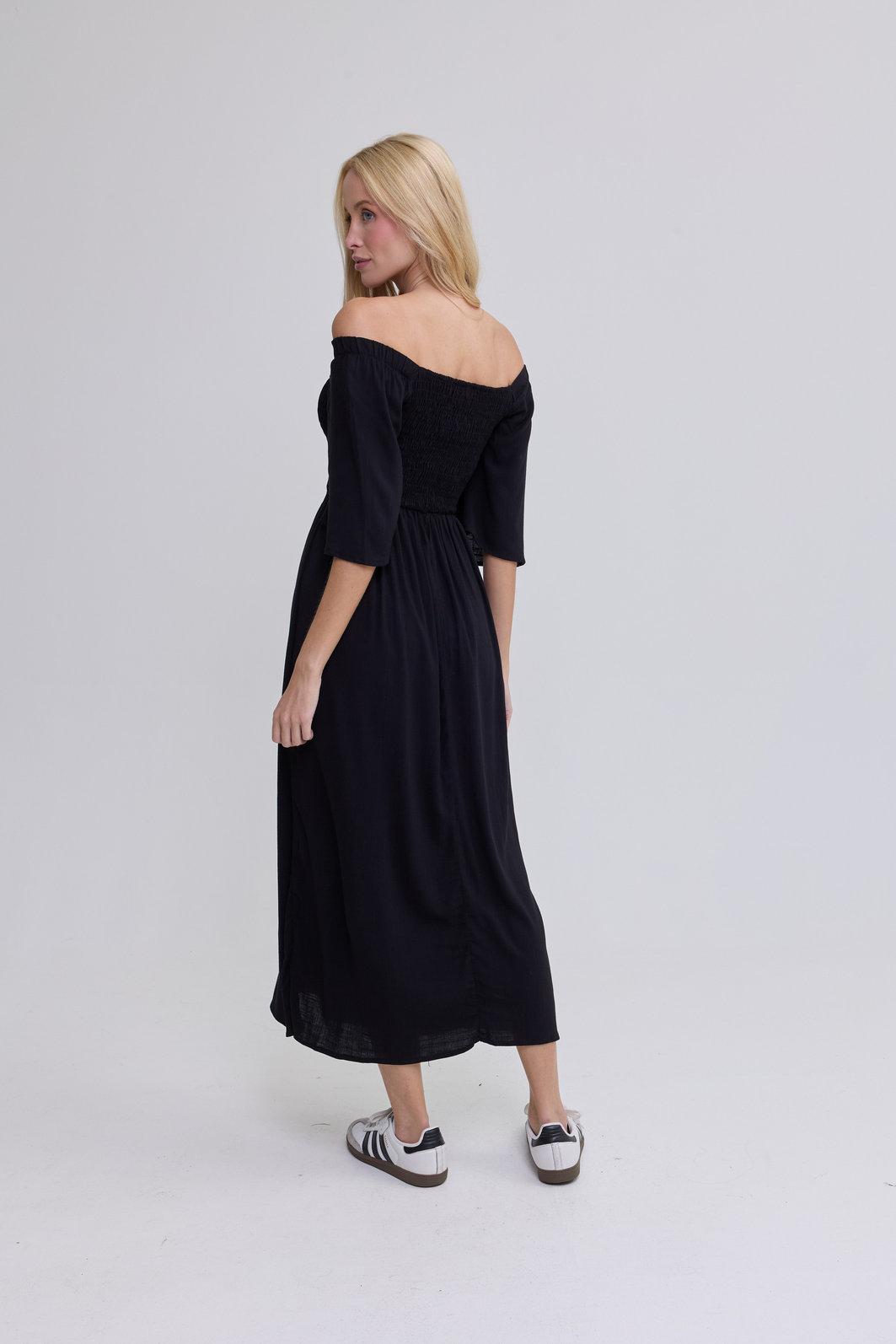VESTIDO MIDI DREAMS PRETO