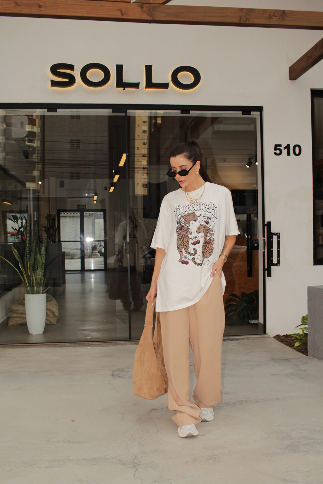 T-SHIRT OVERSIZED SWEETNESS CHERRY OFF WHITE