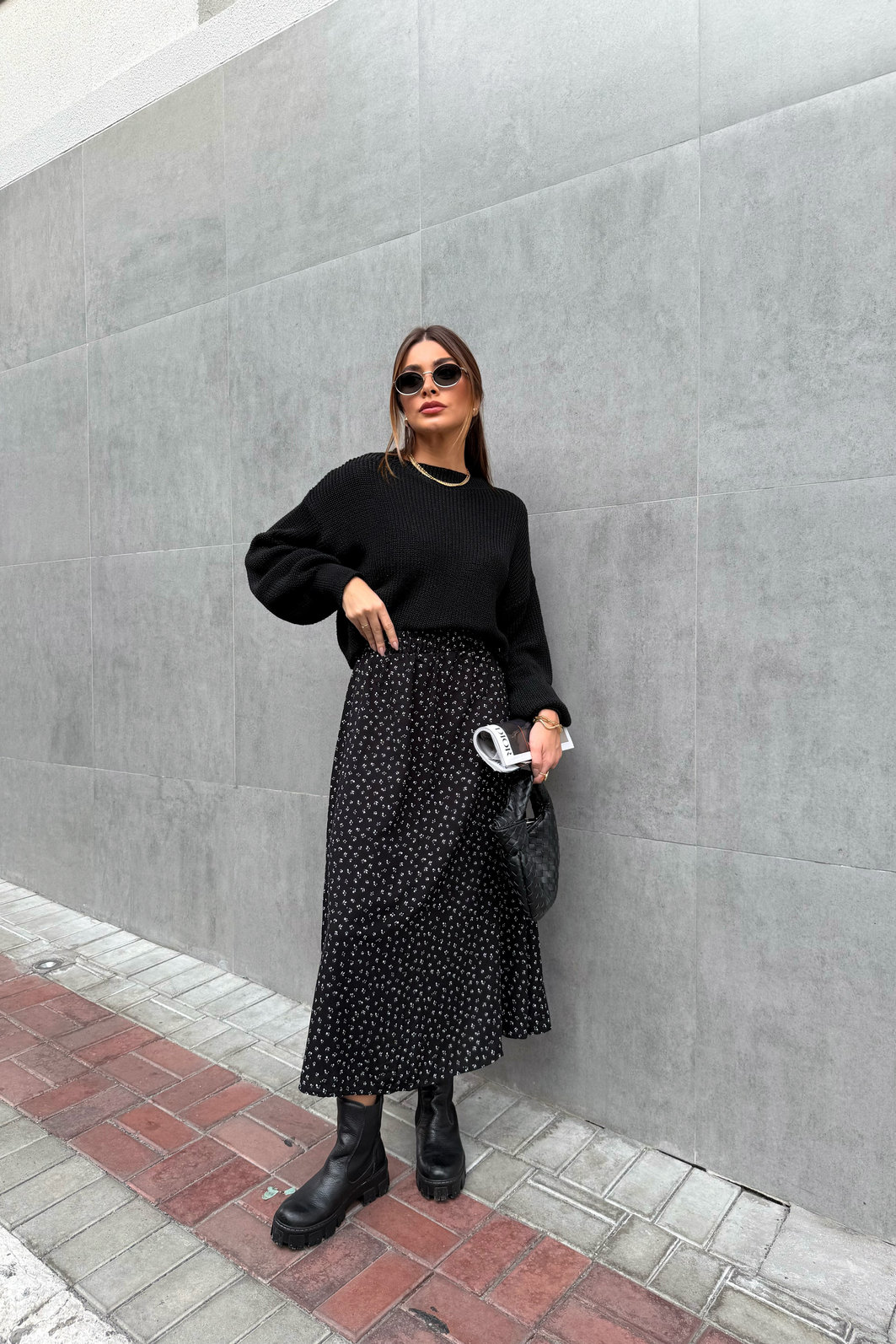 SAIA MIDI SWEET FLORAL PRETA