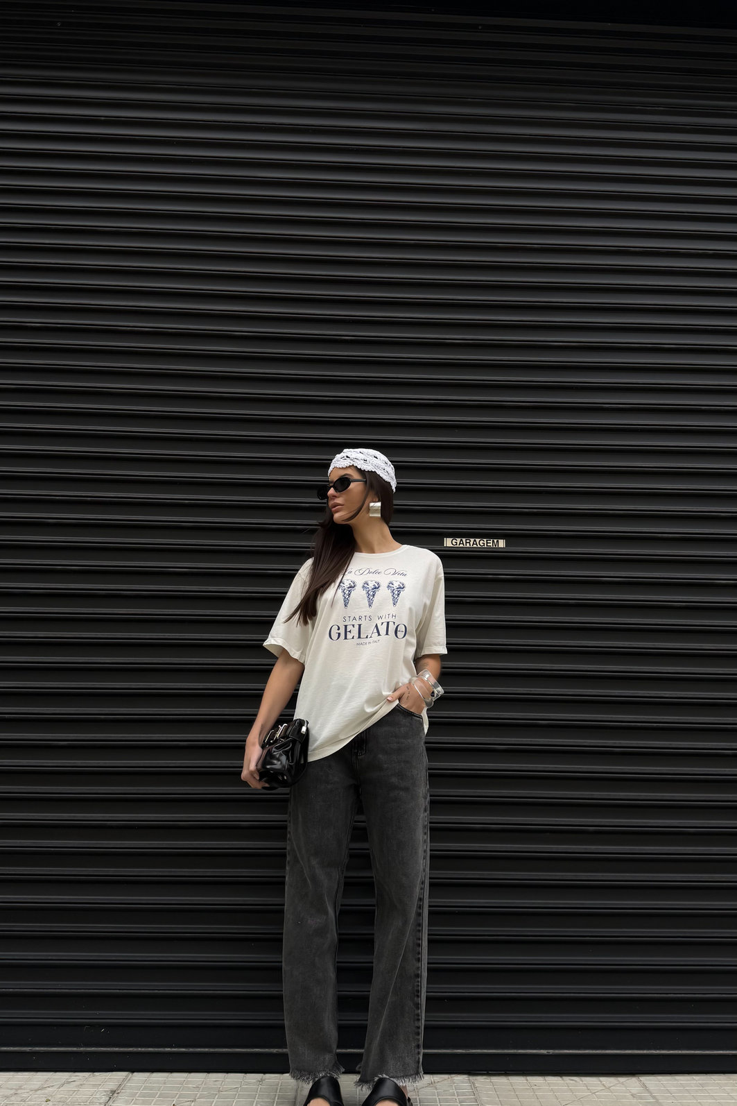 CALÇA JEANS LEONA PRETA MARMORIZADA