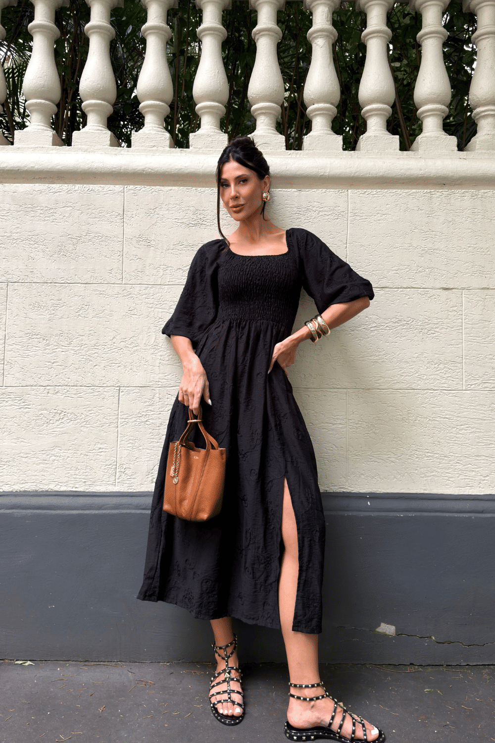 VESTIDO MIDI BORDADO BARBARA PRETO