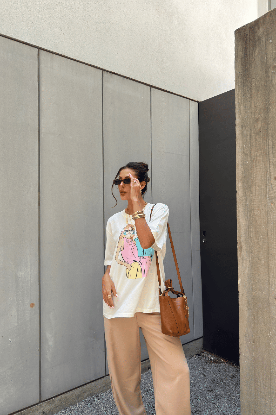T-SHIRT OVERSIZED AESTHETIC GIRLS OFF WHITE