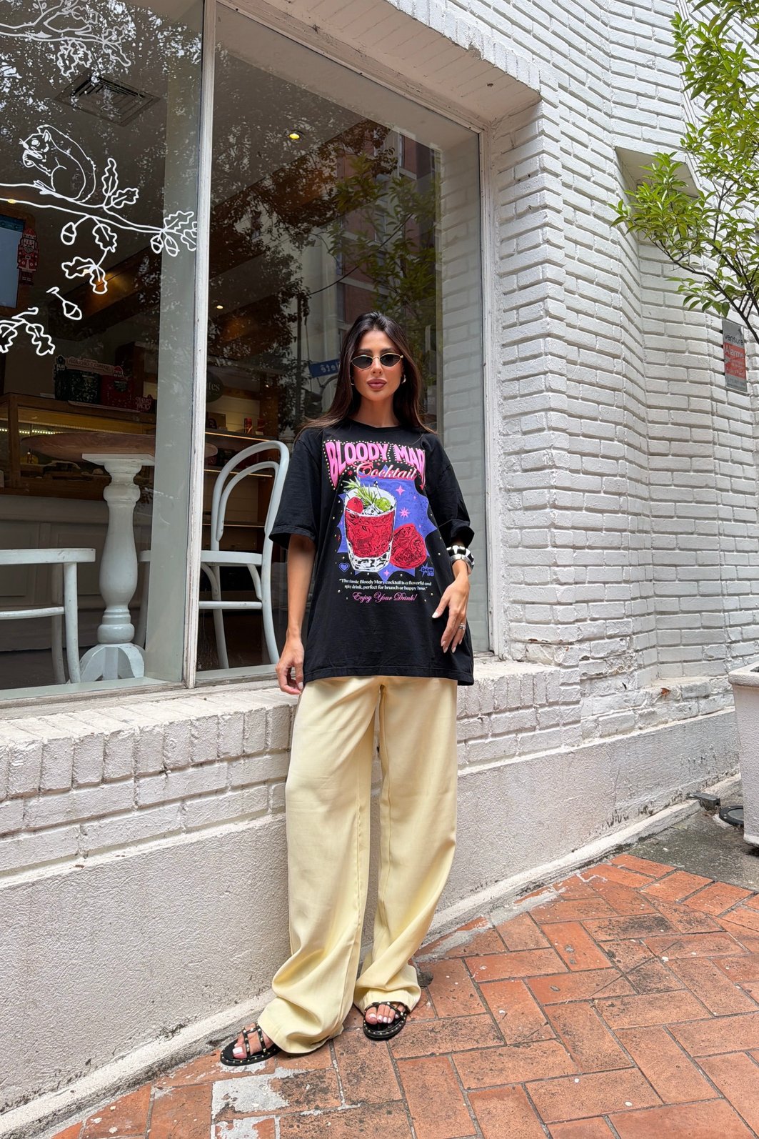 T-SHIRT OVERSIZED BLOODY MARY COCKTAIL (COM METAIS) PRETA