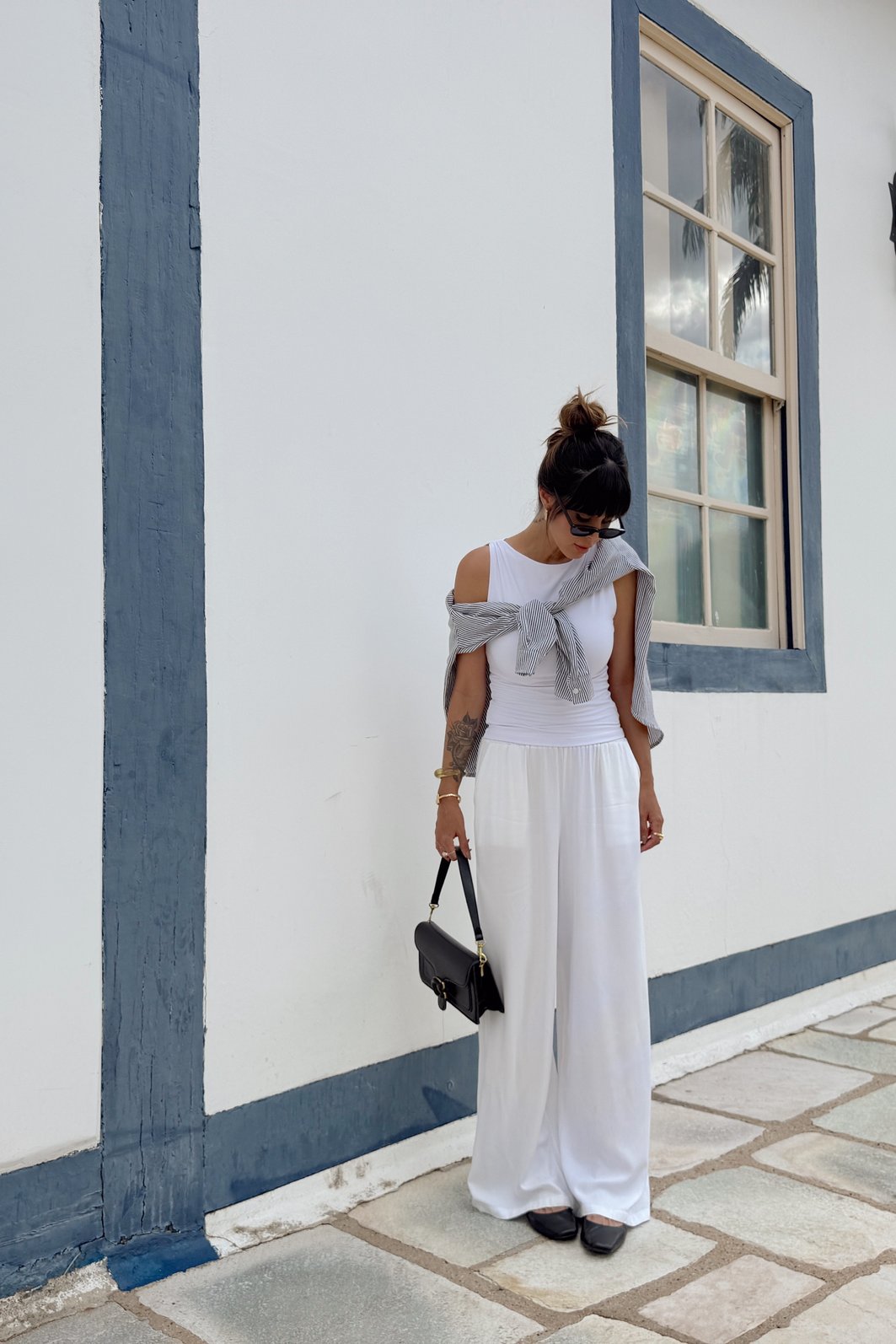 CAMISA BOTÕES LISTRAS OVER THAIS PRETA